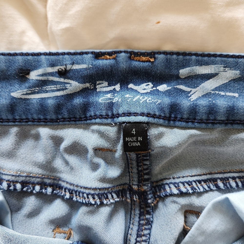 Seven7 Skin Fit Jeans - Size 4 - Picture 6 of 9